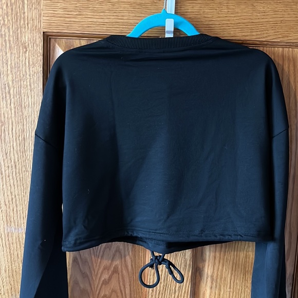 Black cropped drawstring crew neck - Picture 2 of 3